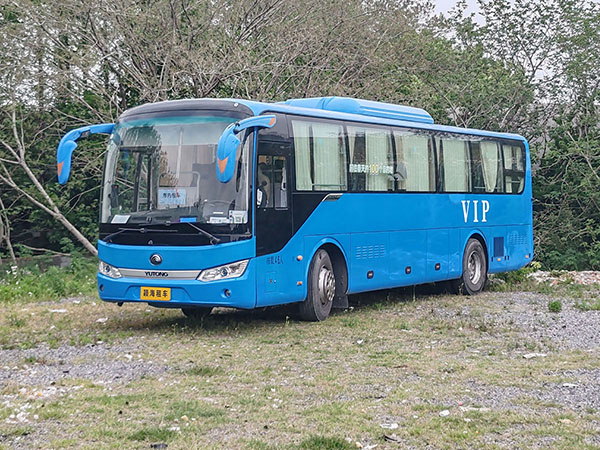 宇通-45-600-450.jpg